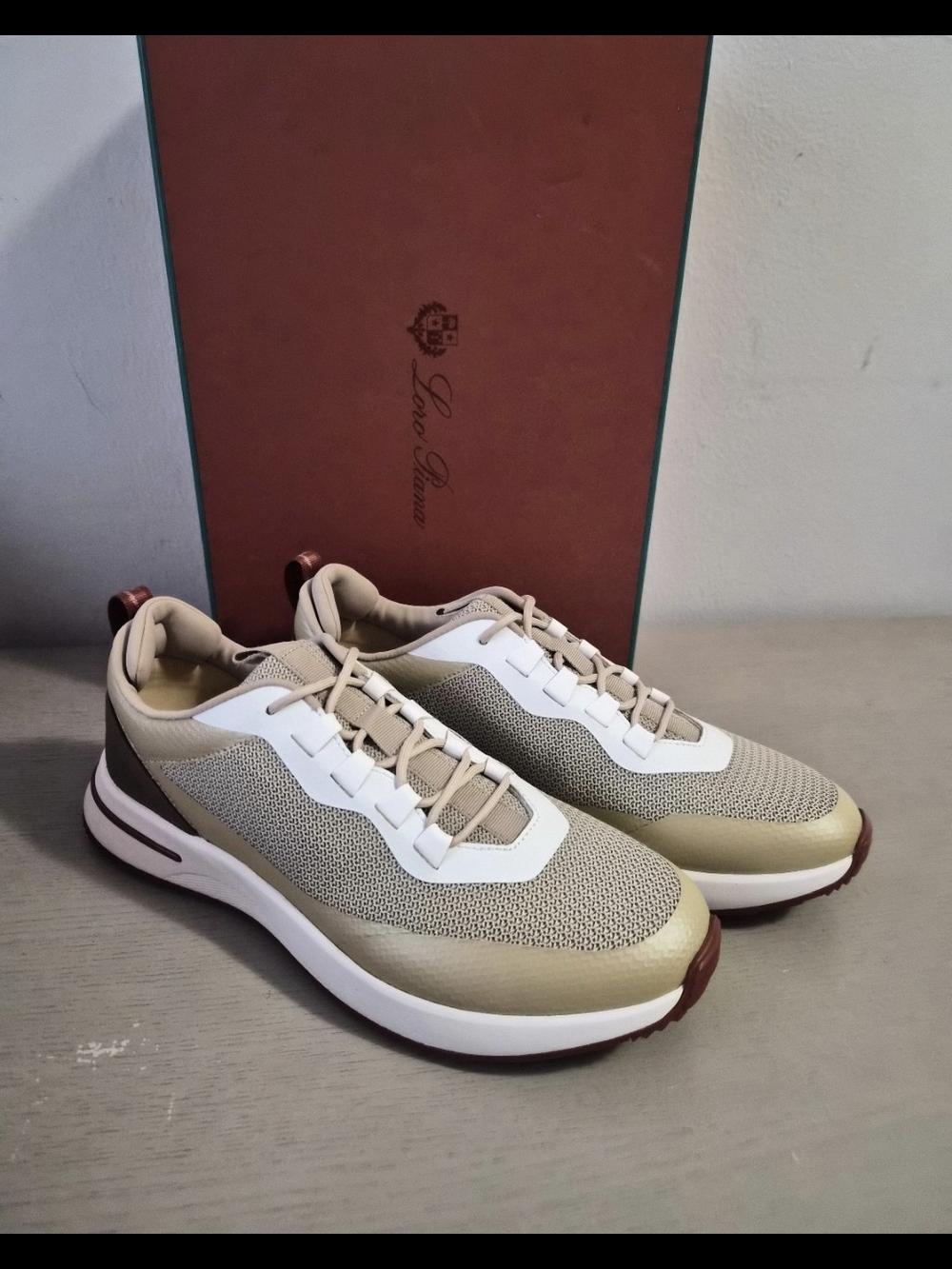 Loro Piana Men Beige Low-Top Sneakers Size 9.5 / 42.5 New In Box